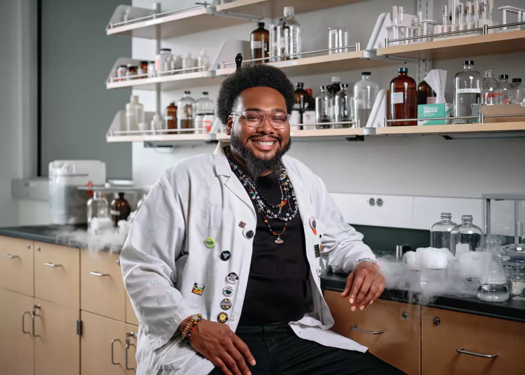Jerald Smith ’17 in a chemistry lab